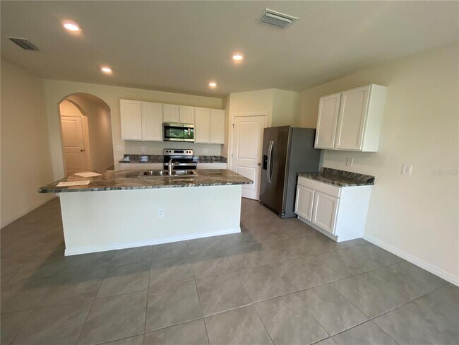 Building Photo - 17313 Harvest Moon Way