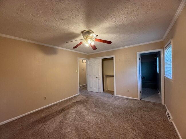 Building Photo - 3924 Gladman Way