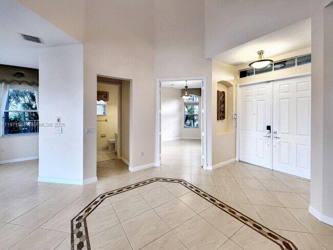 Building Photo - 5028 SW 170th Ave