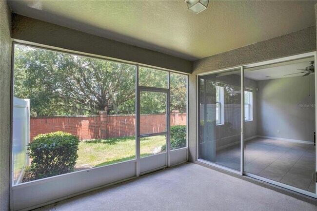 Building Photo - 1088 Crestwood Commons Ave