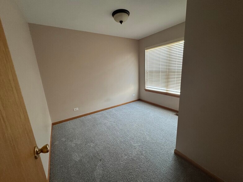 Building Photo - 10549 Wakefield Ln