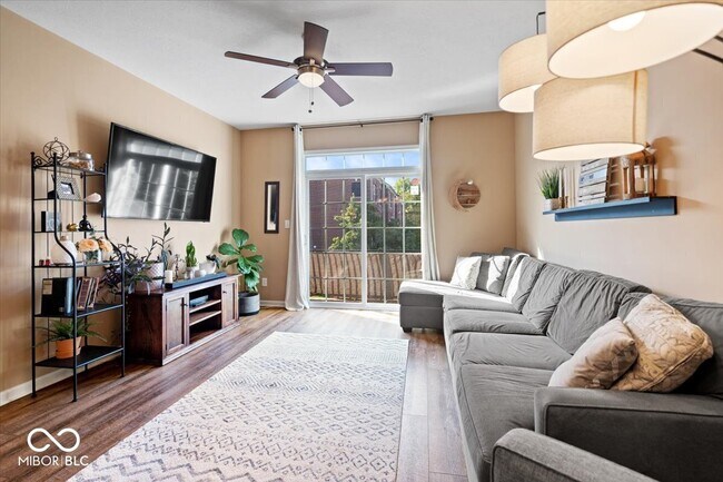 Building Photo - 11910 Riley Dr