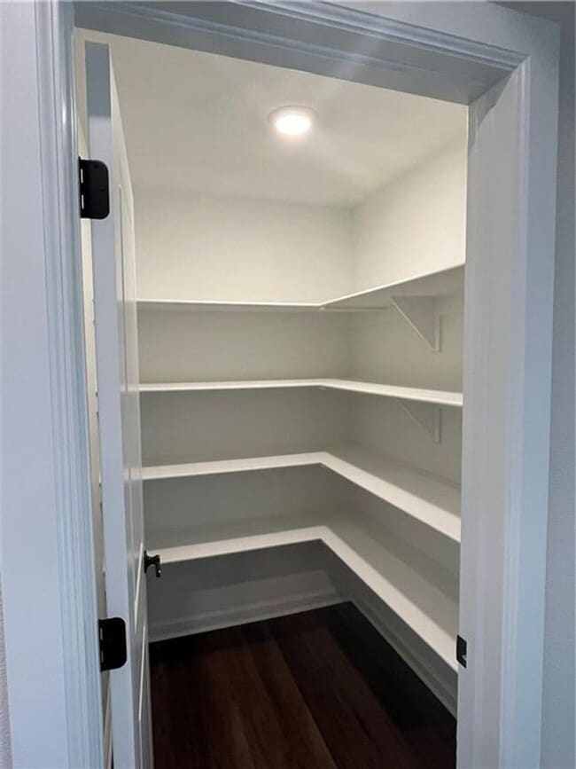 Building Photo - Modern 3-Bed, 2-Bath Home with Fenced Yard