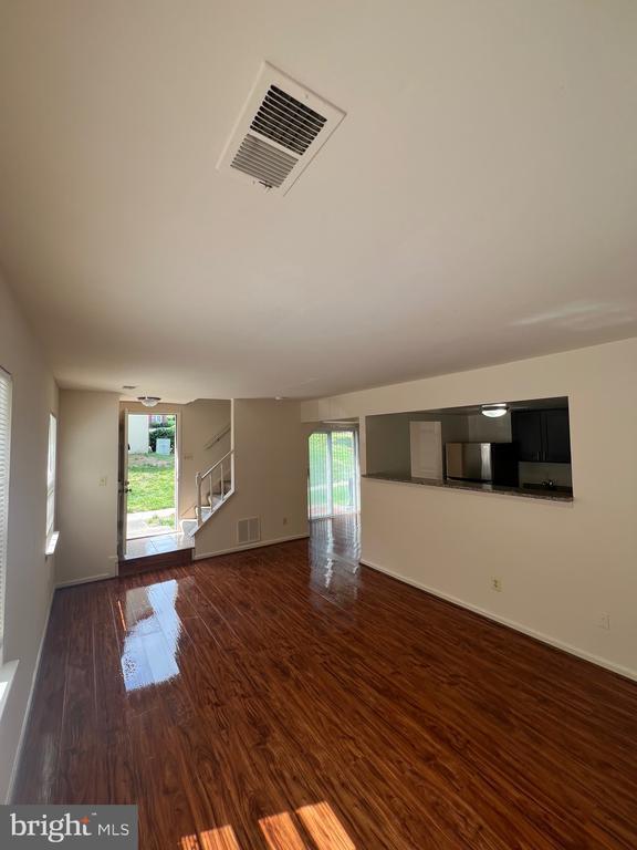 Building Photo - 9647 Hagel Cir