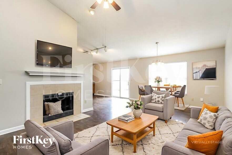 Building Photo - 5923 Prairie Creek Dr