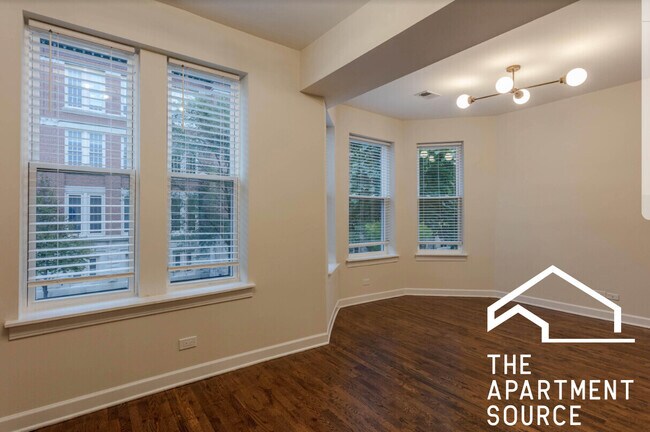 Building Photo - 1420 N Talman Ave
