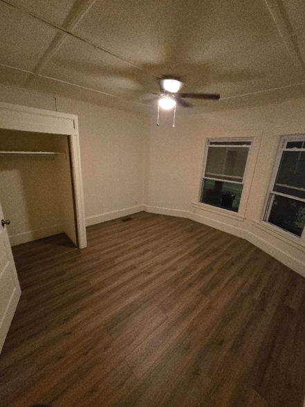 Building Photo - 20 Innis Ave