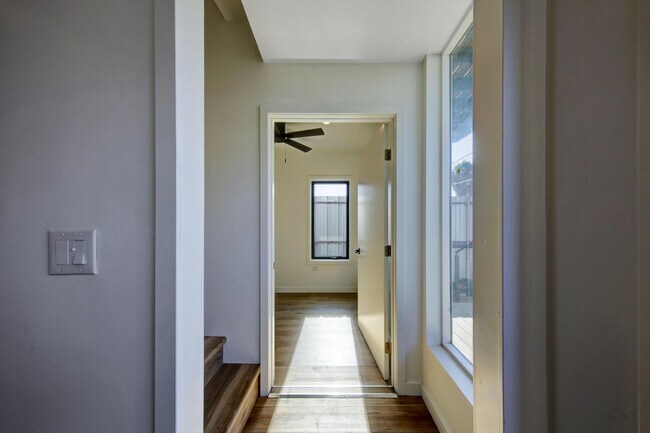 Building Photo - AMAZING NEW CONSTRUCTION UNIT NEAR DOWNTOWN