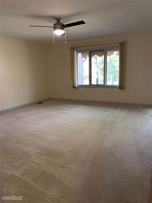 Building Photo - 511 Park Pl