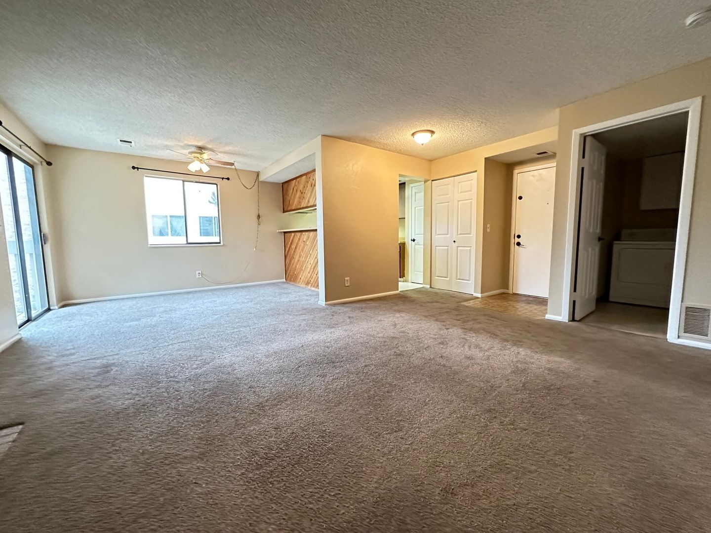 Building Photo - 12504 E Cornell Ave