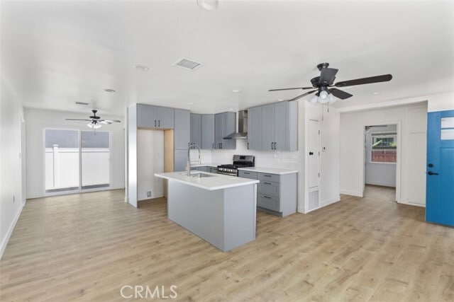 Building Photo - 404 Adlena Dr