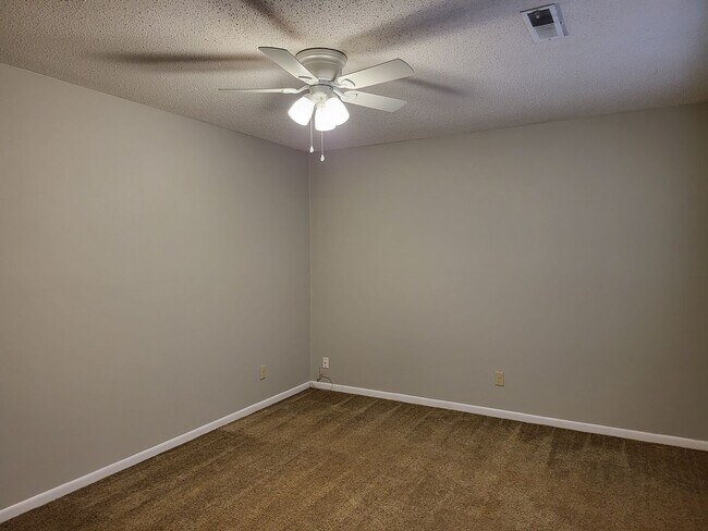 Building Photo - Decatur