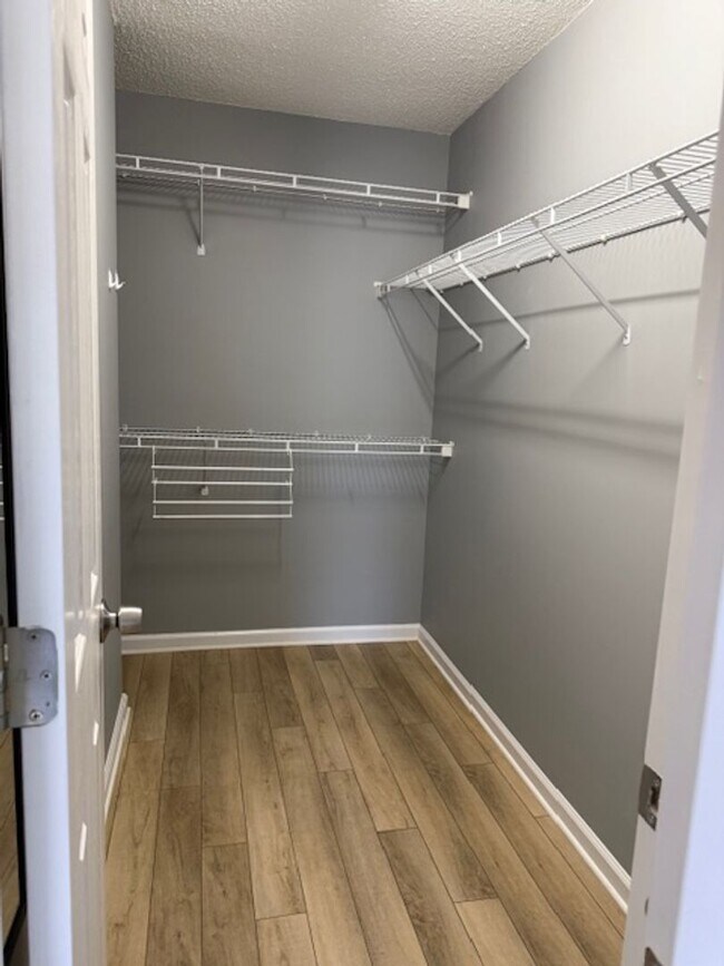 Building Photo - 59 Portrait Ln