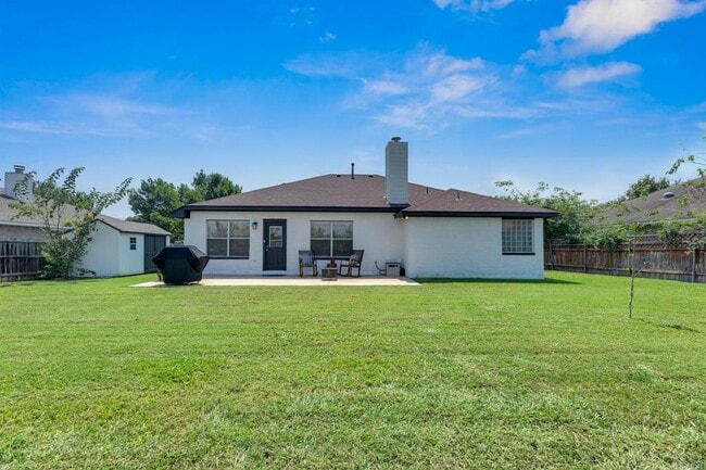 Building Photo - 1410 Sherry Dr