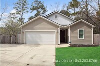 Building Photo - Charming 3 Bedroom 2 Bathroom Single Story...