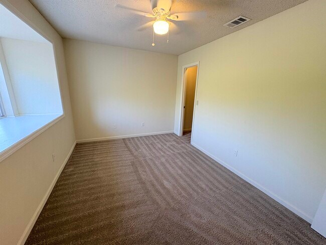 Building Photo - 2534 Emerald Ridge Loop