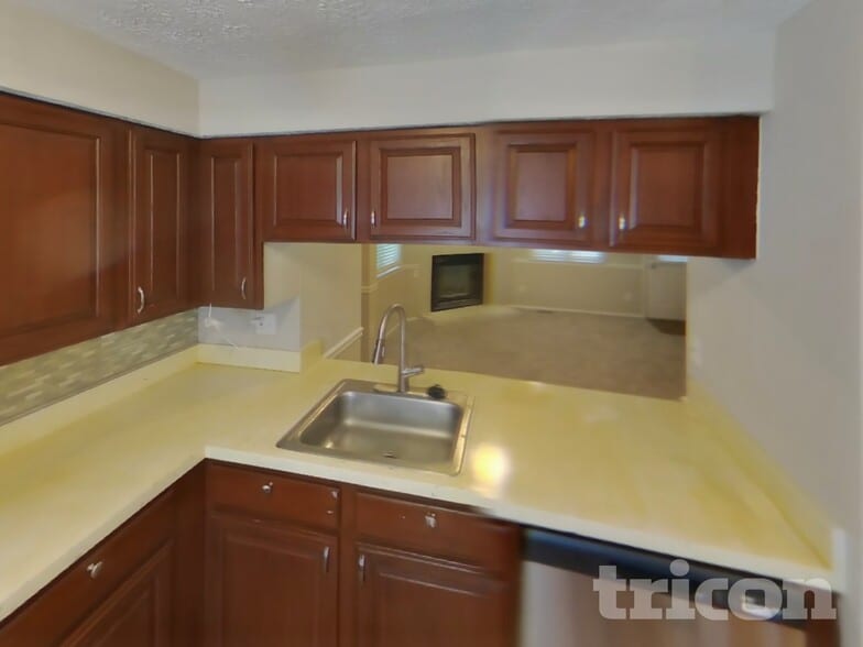 Building Photo - 7610 Fairbanks Ct