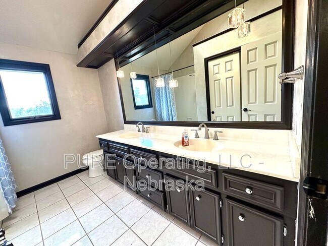 Building Photo - 3447 S 161st Cir