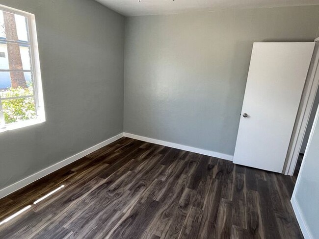 Building Photo - $600 Move in Special for Remodeled Two Bed...