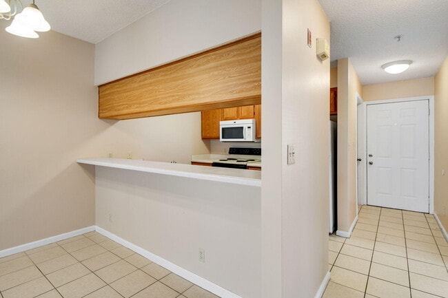 Building Photo - 200 Sandestin Ln