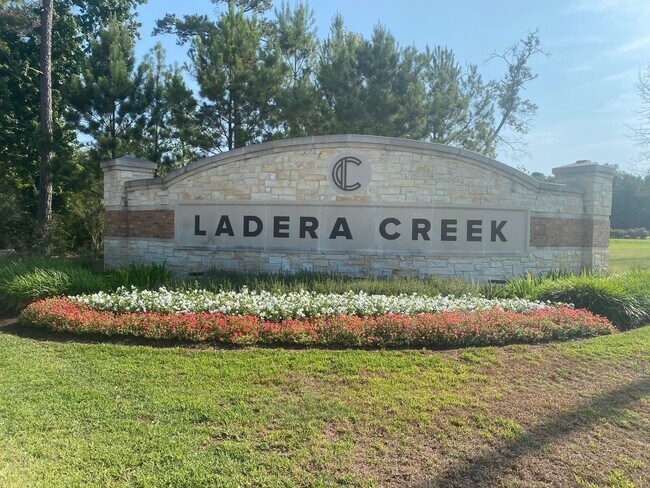 Building Photo - 3771 Solanum Dr