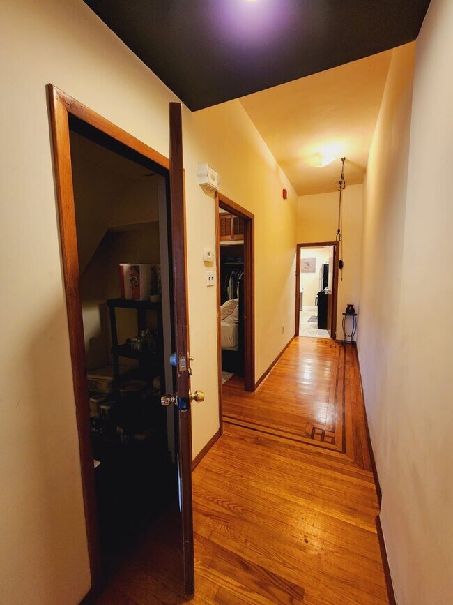 Building Photo - 2313 Brown St