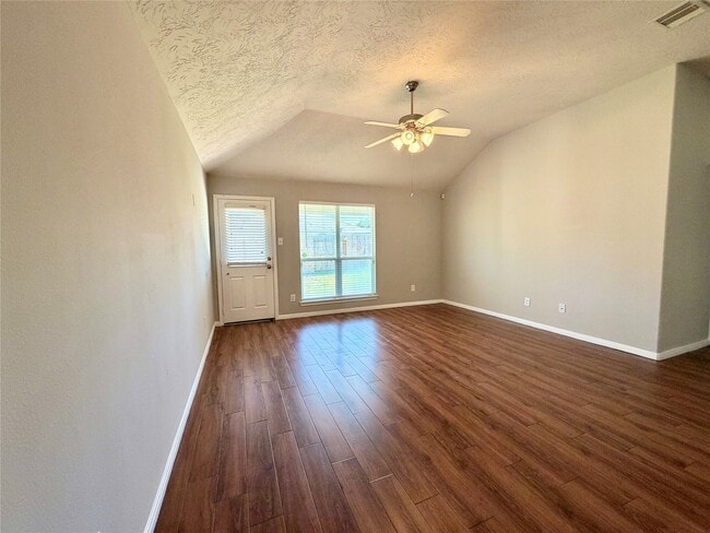 Building Photo - 11807 Green Colling Park Dr