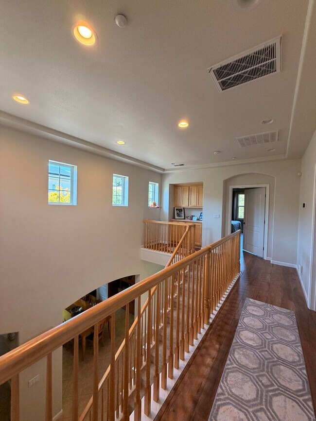 Building Photo - Beautiful Deerfield Home in One of Scotts Valley's Most Desirable Neighborhoods