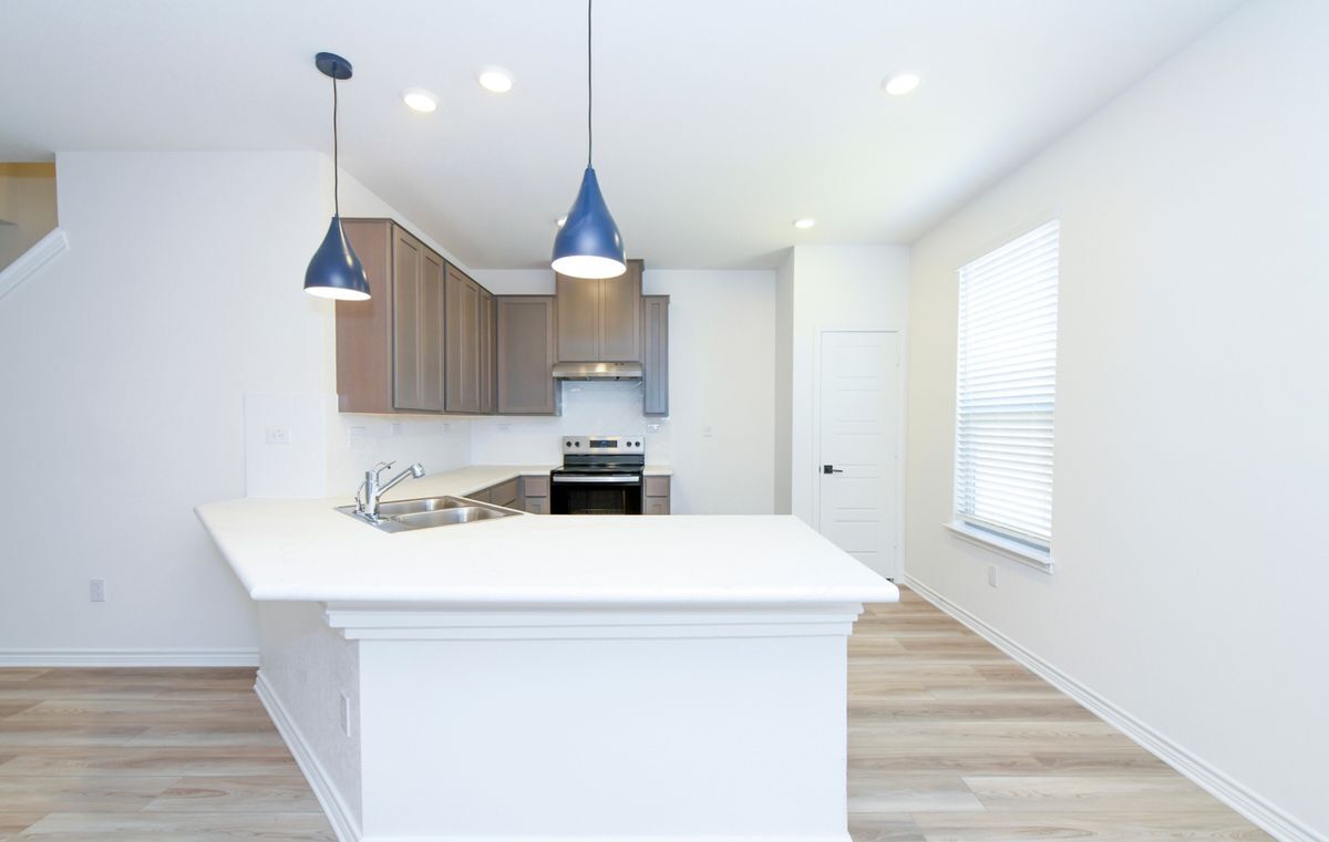Building Photo - 10643 Military Dr W