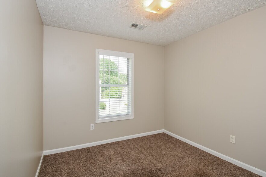 Building Photo - 1119 Tasos Way