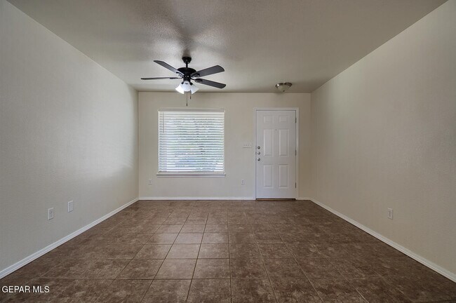 Building Photo - 14202 Ranier Point Dr
