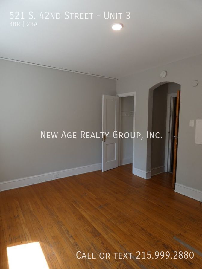 Building Photo - 521 S 42nd St
