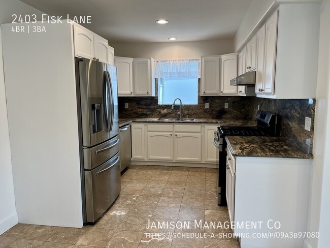 Building Photo - 2403 Fisk Ln