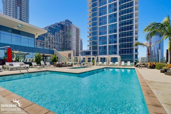 Building Photo - Modern 2Bdm 2Ba Condo with Stunning Bay Views in Savina Downtown San Diego!
