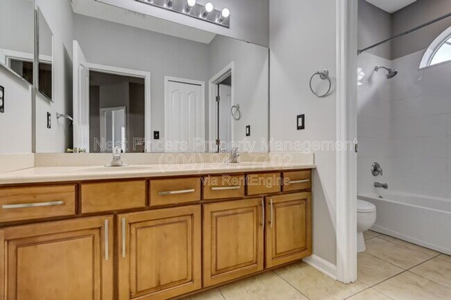 Building Photo - 6132 White Tip Rd