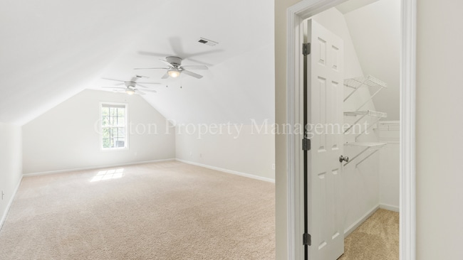 Building Photo - 1010 Winterberry Cir