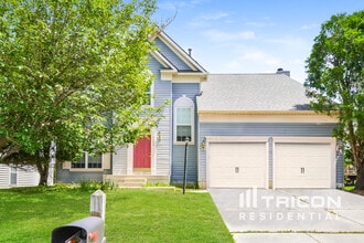 Building Photo - 7880 King Arthur Ct