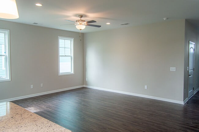 Building Photo - 314 Fishing Duck