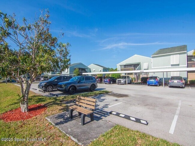 Building Photo - 1150 Breezy Way