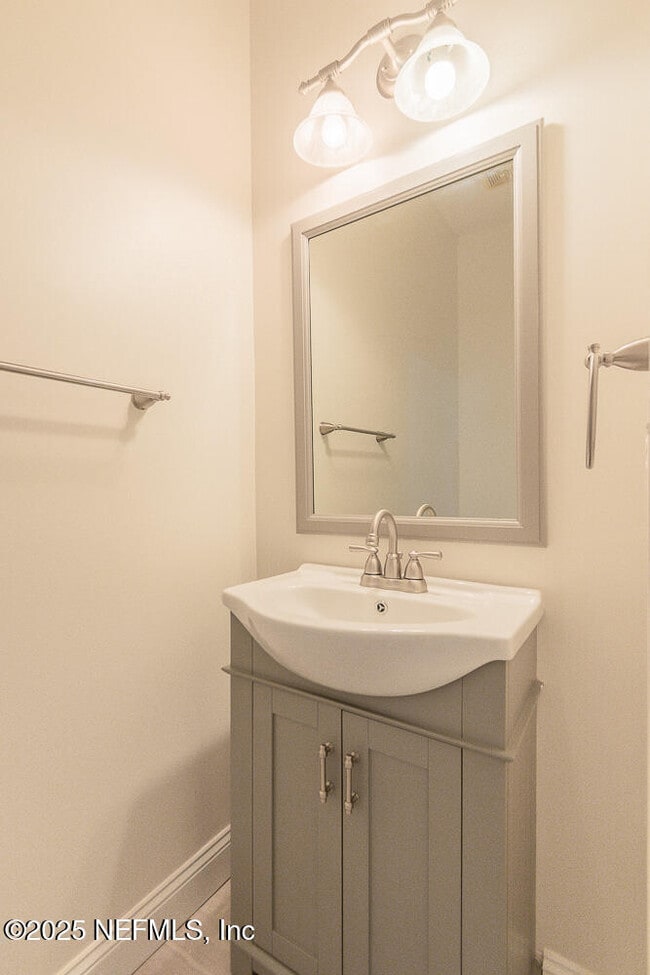 Building Photo - 4422 Capital Dome Dr