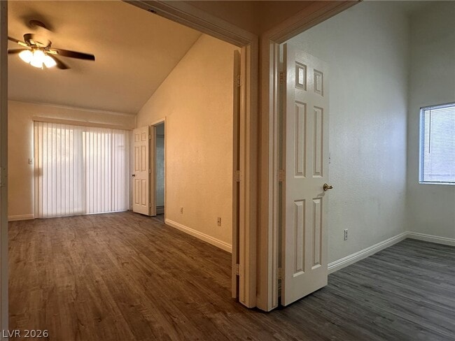 Building Photo - 6521 Bellwood Ct