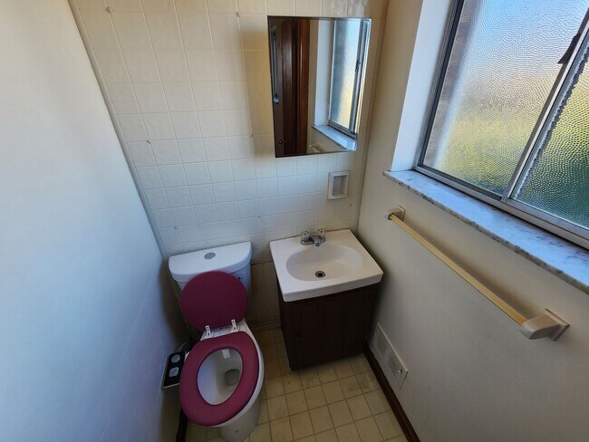Building Photo - COMING SOON! This is a Lease-to-Own – Not ...