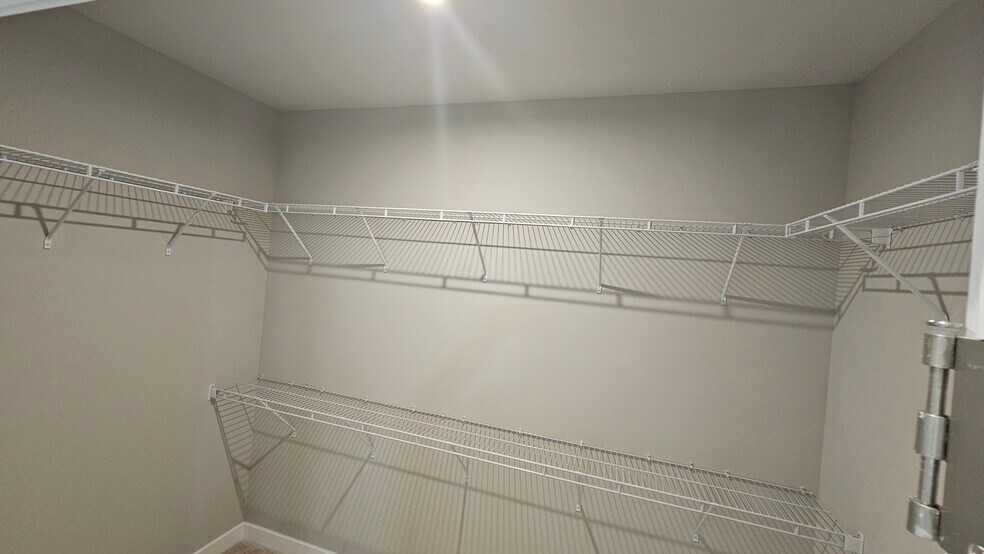 Building Photo - 1009 Horse Whisper Run