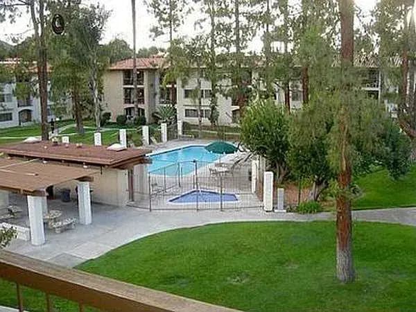 Primary Photo - 10737 San Diego Mission Rd