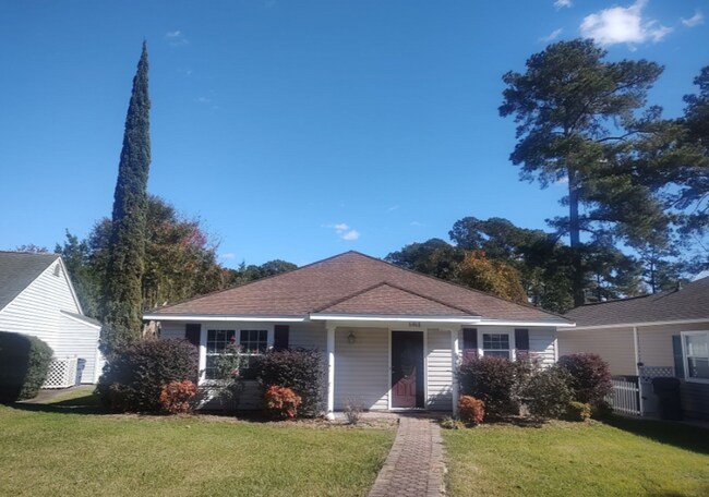 Primary Photo - Charming 2 Bedroom/2 Bathroom with Sunroom...
