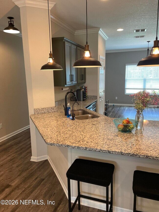 Building Photo - 5549 Broadgate Ct
