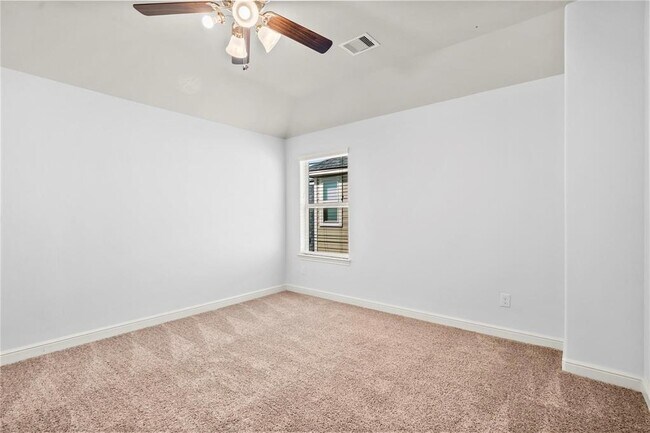 Building Photo - 10126 N Whimbrel Cir