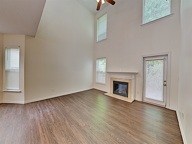 Building Photo - 3317 Blue Springs Station NW