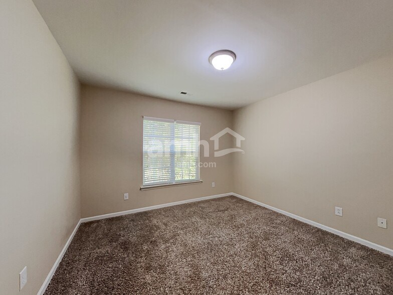 Building Photo - 2905 Meherrin Ct