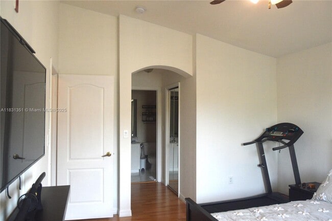 Building Photo - 8912 W Flagler St